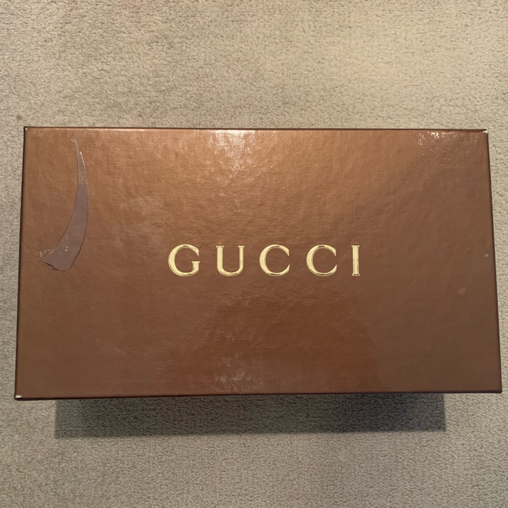 GUCCI shoe box